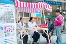 “生殖健康社区行”系列活动：重阳节，计生所医院走进谨斜居委